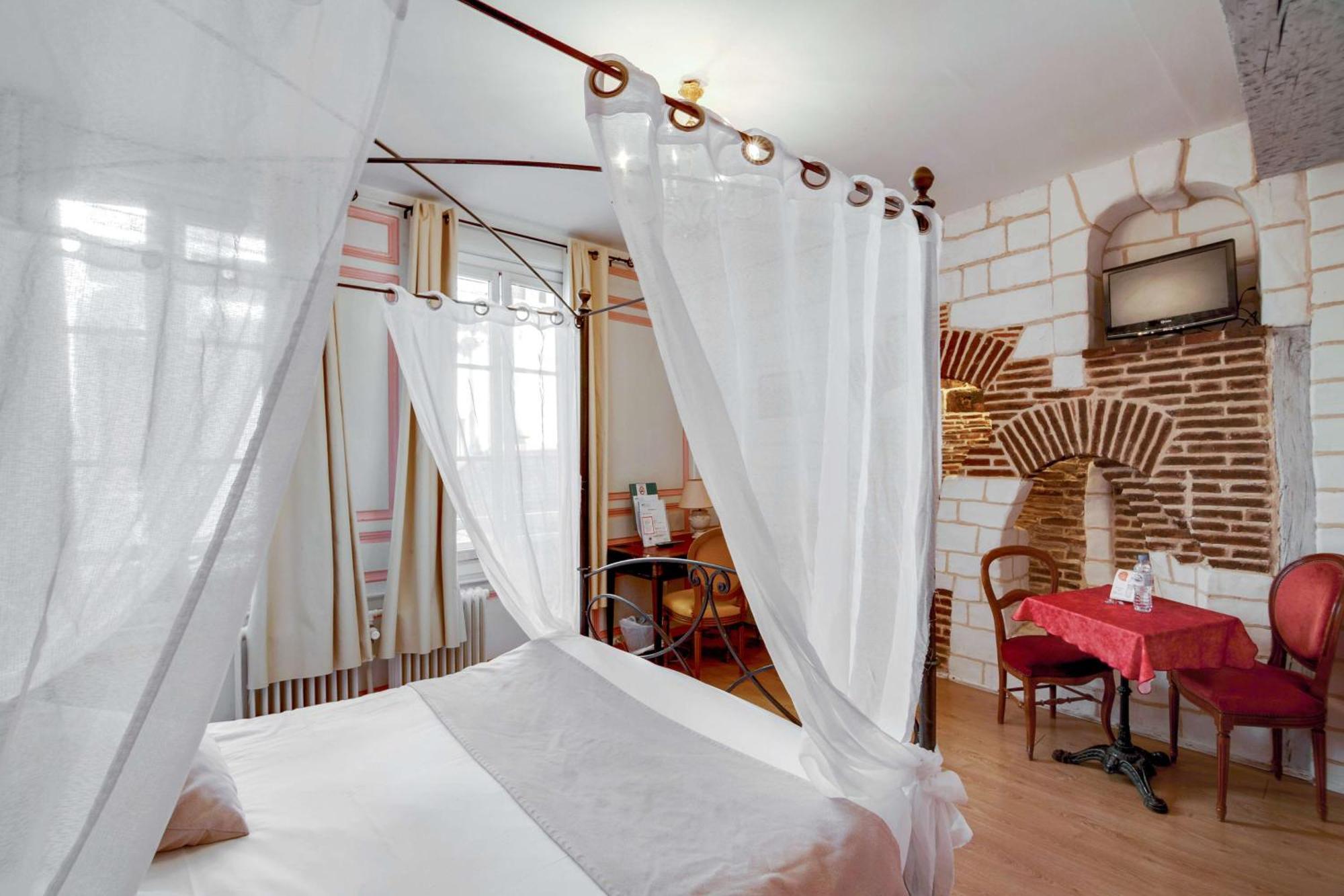 Brit Hotel Comtes De Champagne - Troyes Centre Historique מראה חיצוני תמונה