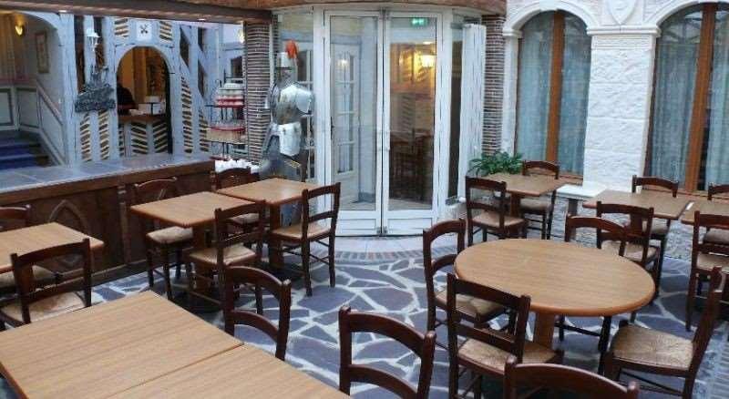 Brit Hotel Comtes De Champagne - Troyes Centre Historique מסעדה תמונה